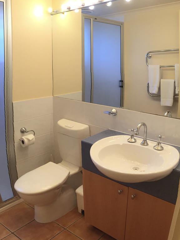 Horizons Beachfront Apartment พอร์ตแฟรี ภายนอก รูปภาพ